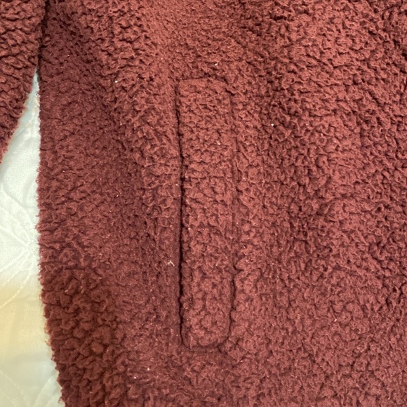 Old Navy Sherpa Jacket - Picture 3 of 3